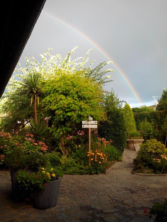 Hotel De La Croix D'Or Avranches Exteriér fotografie