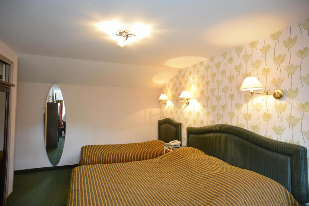 Hotel De La Croix D'Or Avranches Pokoj fotografie
