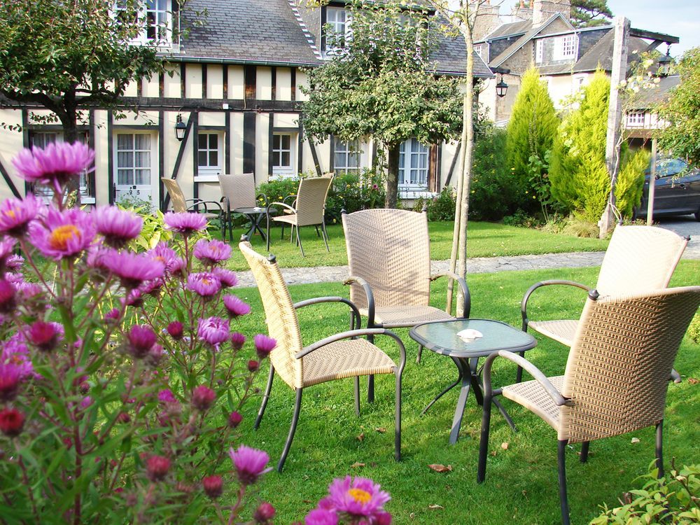 Hotel De La Croix D'Or Avranches Exteriér fotografie