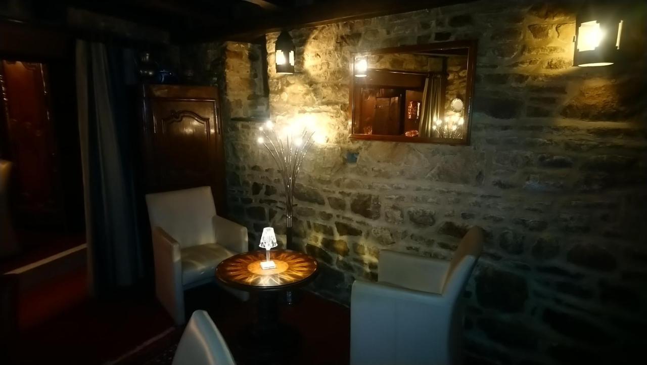 Hotel De La Croix D'Or Avranches Exteriér fotografie